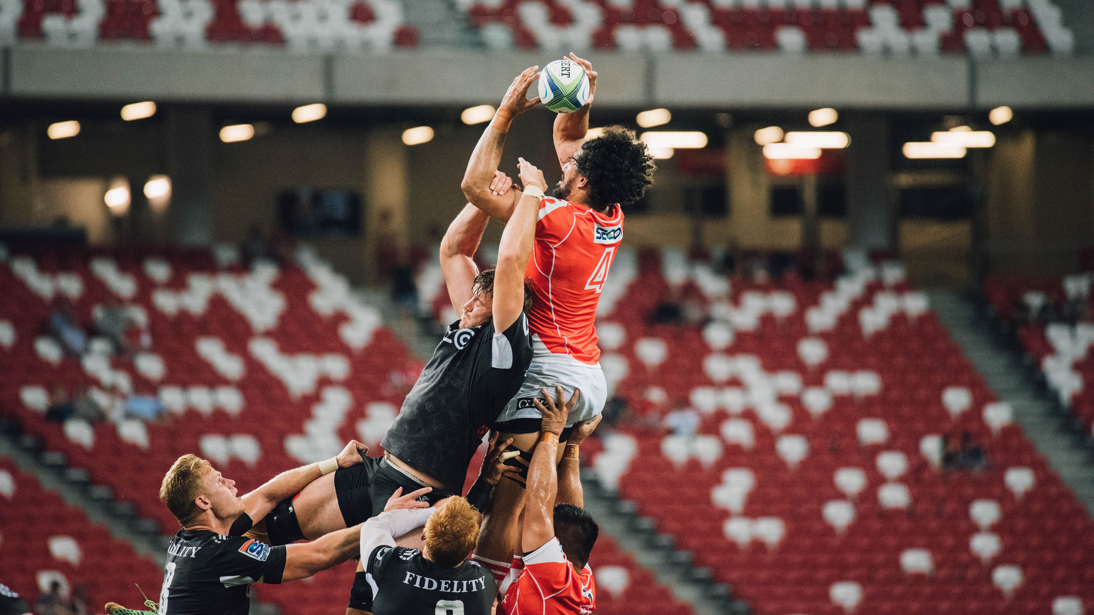 日本队防守端表现稳定，失球数大幅减少，日本防守类型