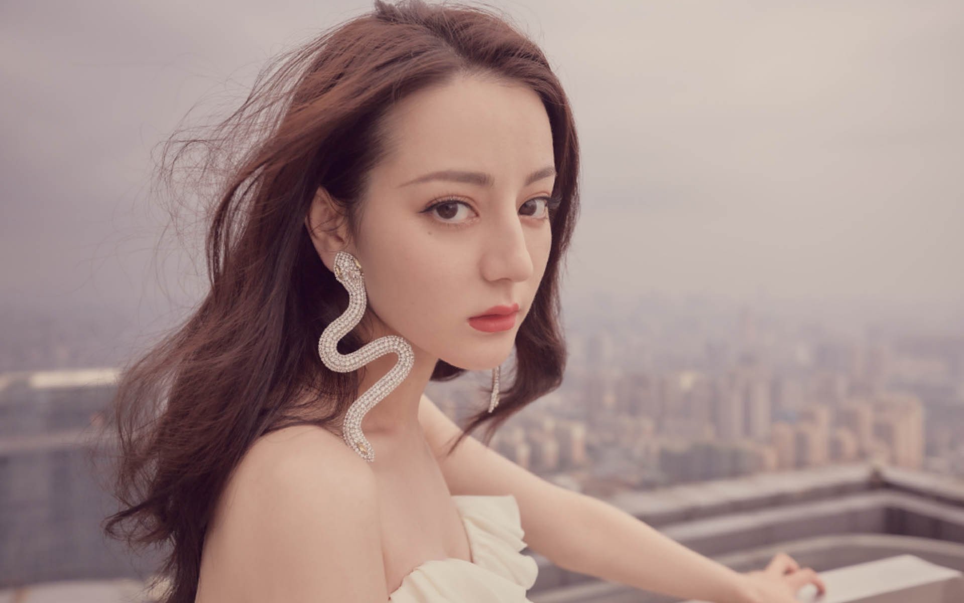 九游APP官网-步行者压哨战胜凯尔特人，东部决赛中哈利伯顿创下生涯新高，哈里伯顿篮球