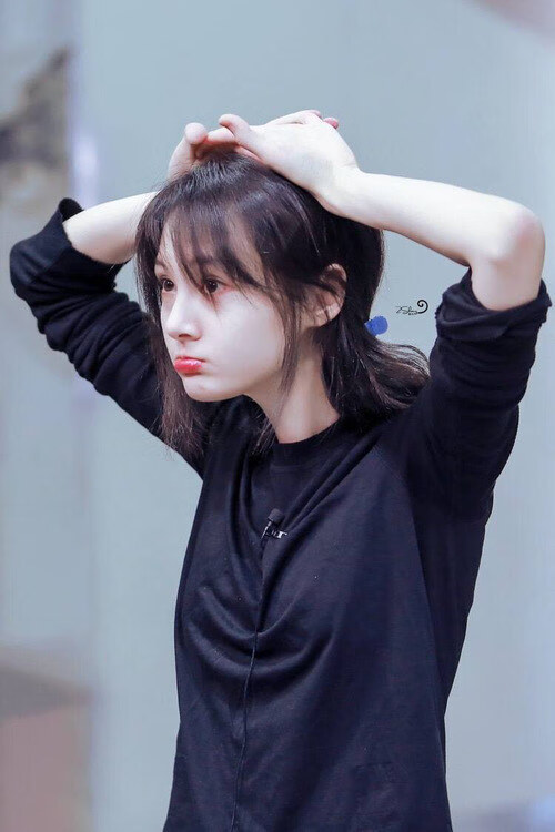 九游娱乐-欧洲杯变阵奇招：策略调整引发场上高潮！，欧洲杯 突发